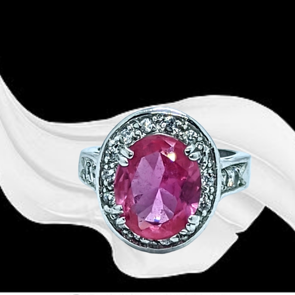 .Intensely Pink CZ Stone Silver Ring